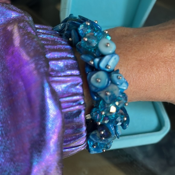 Blue Iridescent Bracelet - Picture 2 of 3